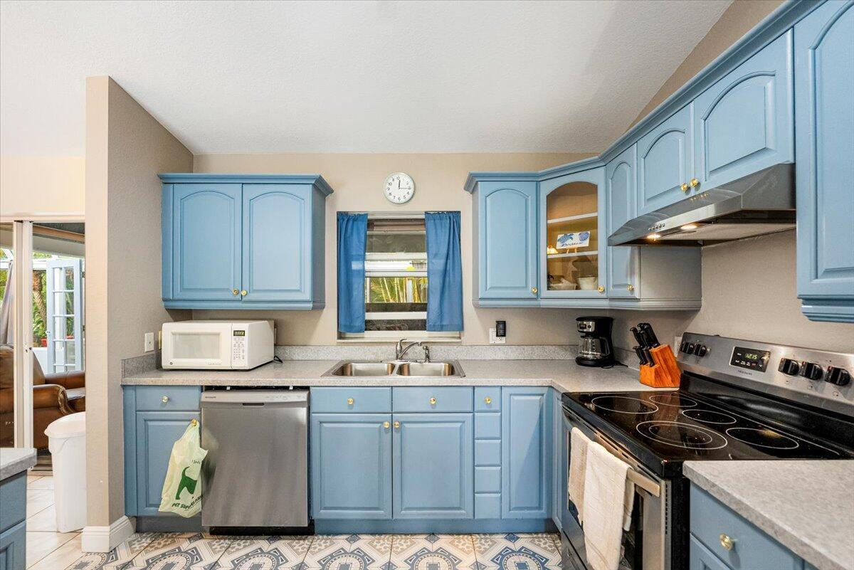 1265 SW Alcantarra Boulevard, Port St Lucie, FL, 34953 1265 SW Alcantarra Boulevard, Port St Lucie, FL, 34953