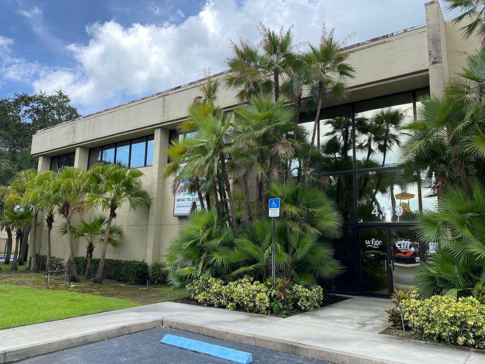 4119 W Blue Heron Boulevard UNIT 30, Riviera Beach, FL, 33404 4119 W Blue Heron Boulevard UNIT 30, Riviera Beach, FL, 33404
