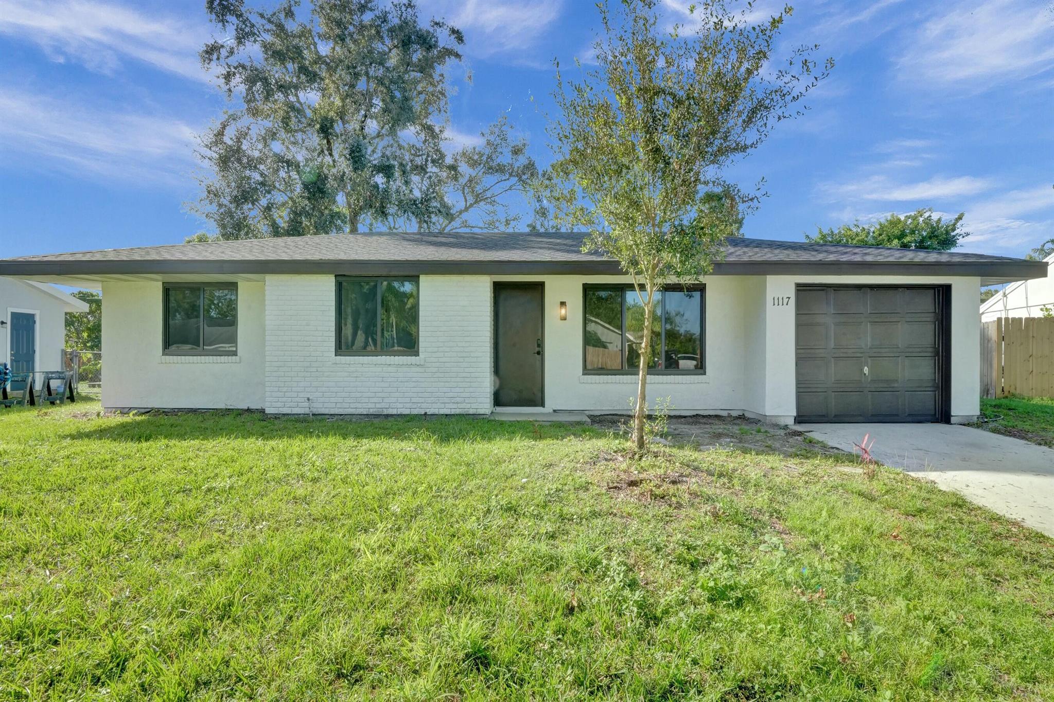 1117 SE Stewart Road, Port St Lucie, FL, 34952 1117 SE Stewart Road, Port St Lucie, FL, 34952