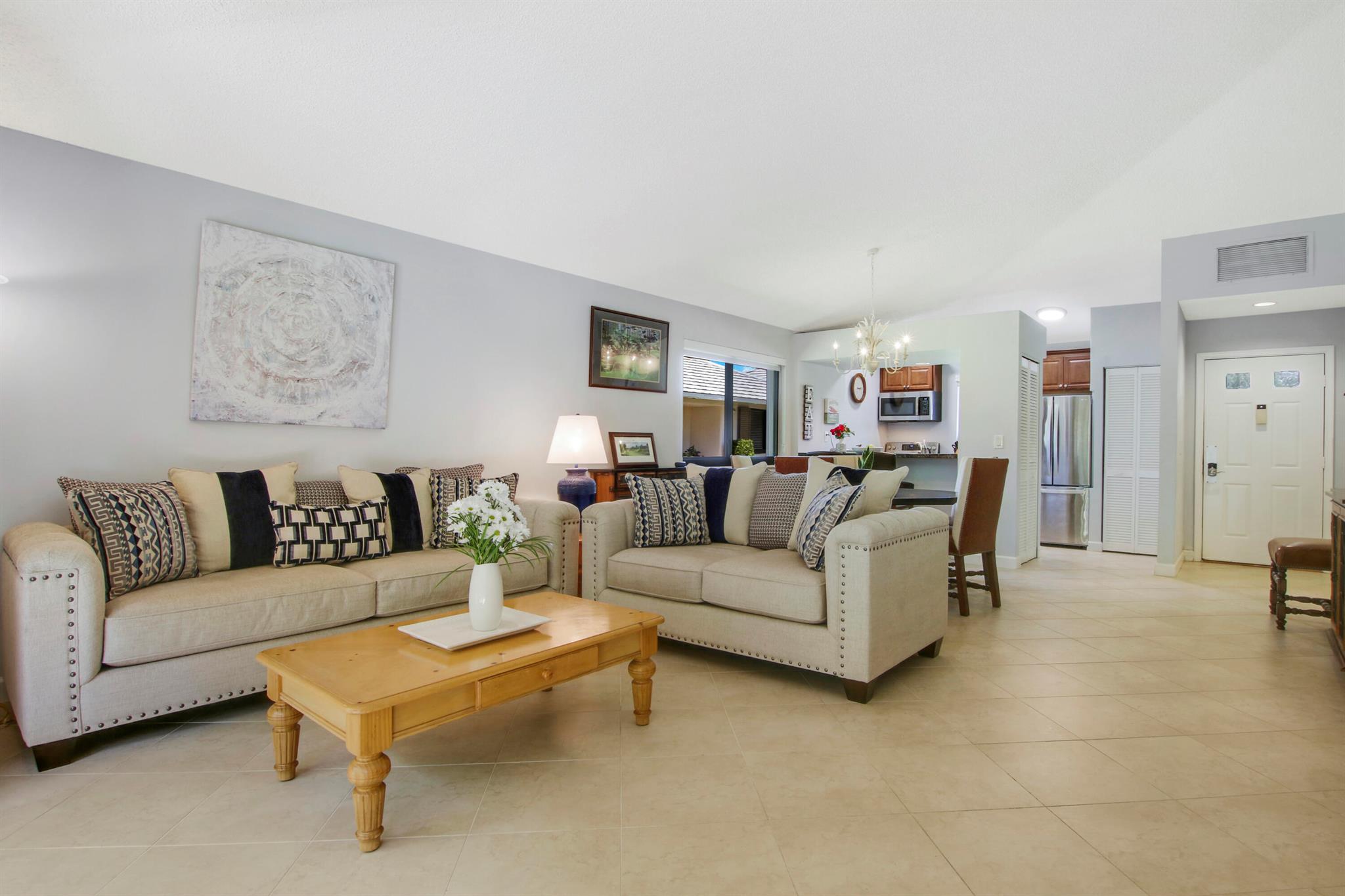 825 Club Drive, Palm Beach Gardens, FL, 33418 825 Club Drive, Palm Beach Gardens, FL, 33418