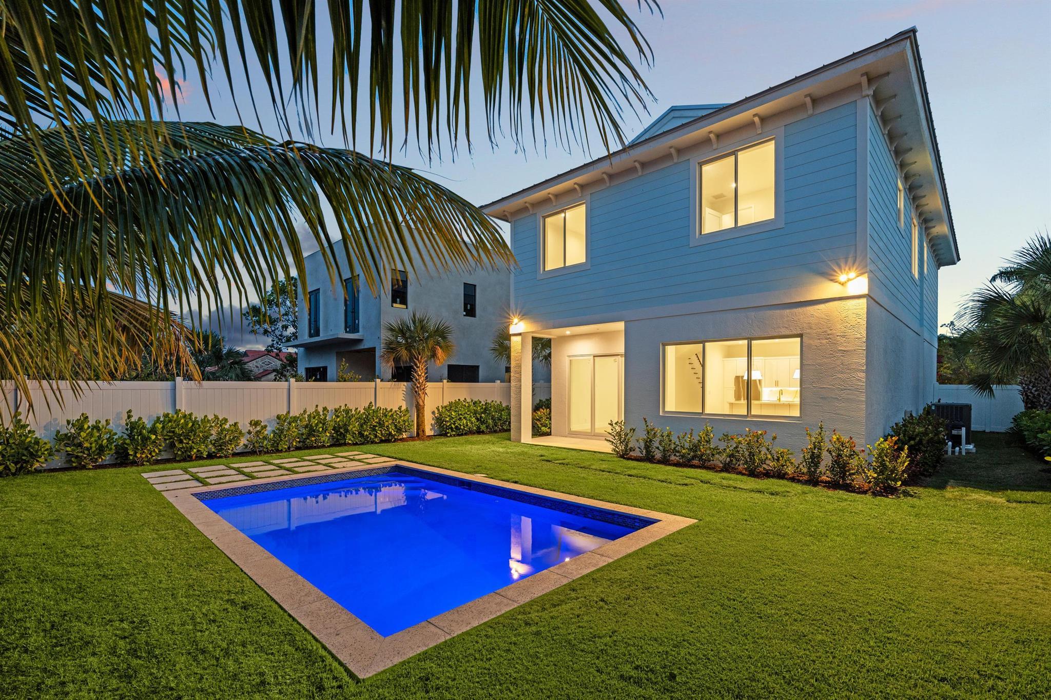 126 Auburn Drive, Lake Worth Beach, FL, 33460 126 Auburn Drive, Lake Worth Beach, FL, 33460