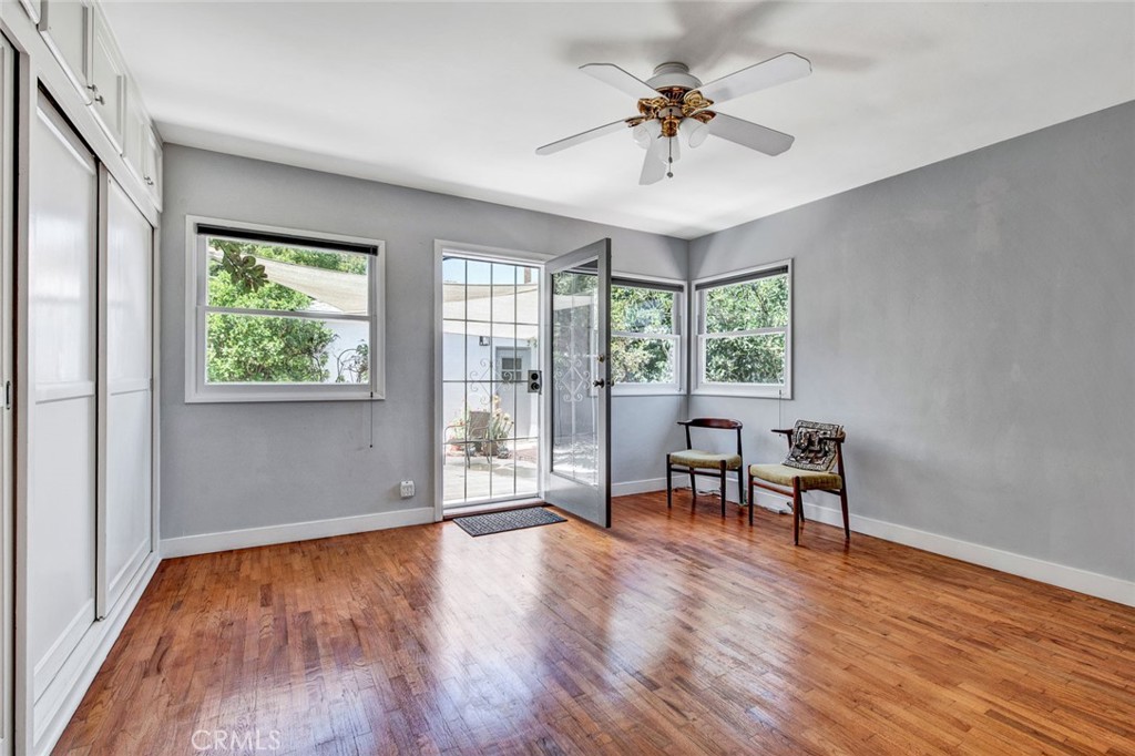 1135 W 10th Street, Santa Ana, CA, 92703