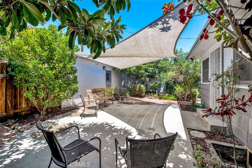 1135 W 10th Street, Santa Ana, CA, 92703