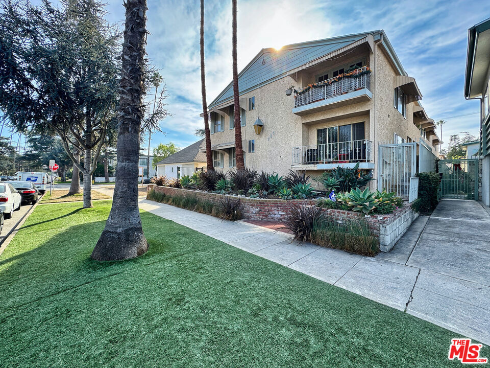 854 9th Street, Santa Monica, CA, 90403 854 9th Street, Santa Monica, CA, 90403