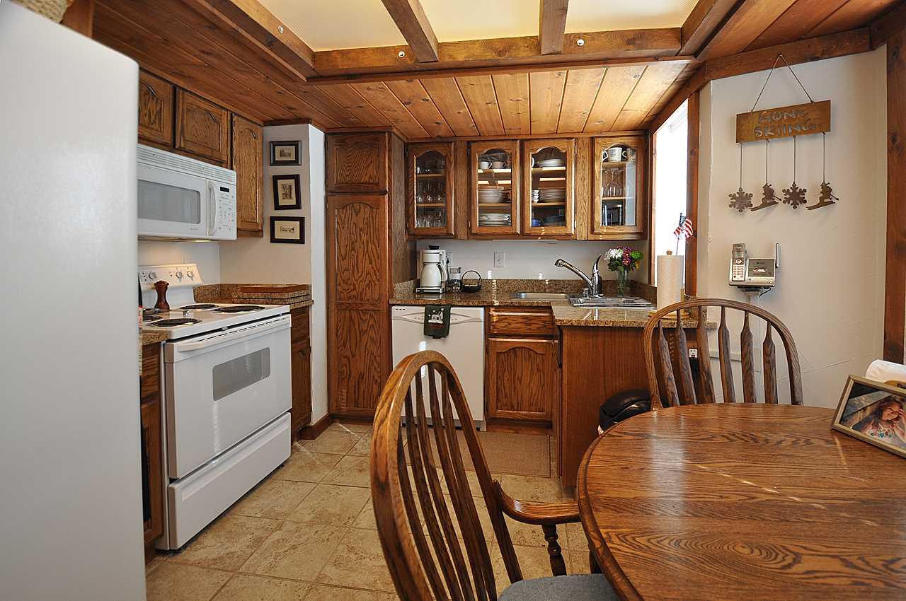 12431 Northwoods Boulevard UNIT B Truckee CA 96161 Sold Property