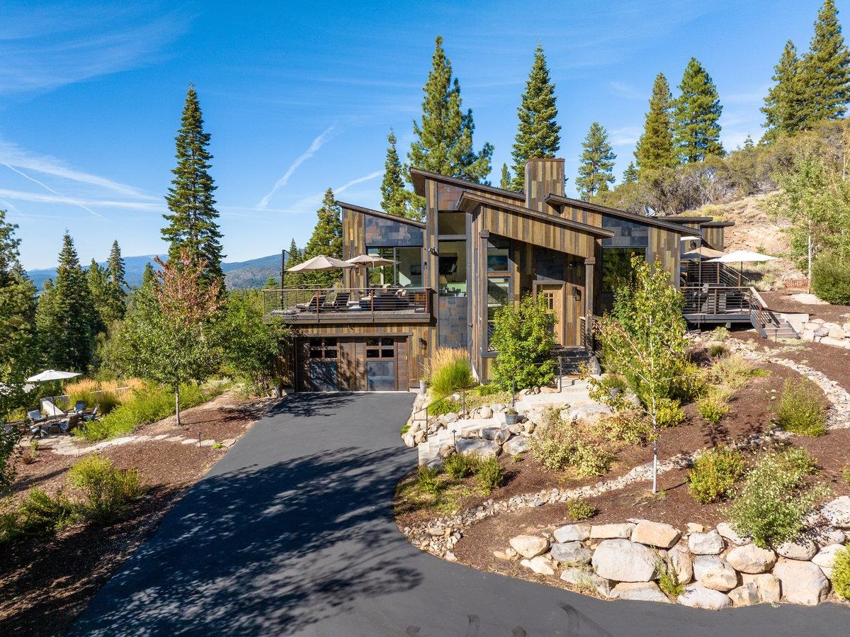 17281 Uxbridge Drive Truckee CA 96161-0000 Sold Property