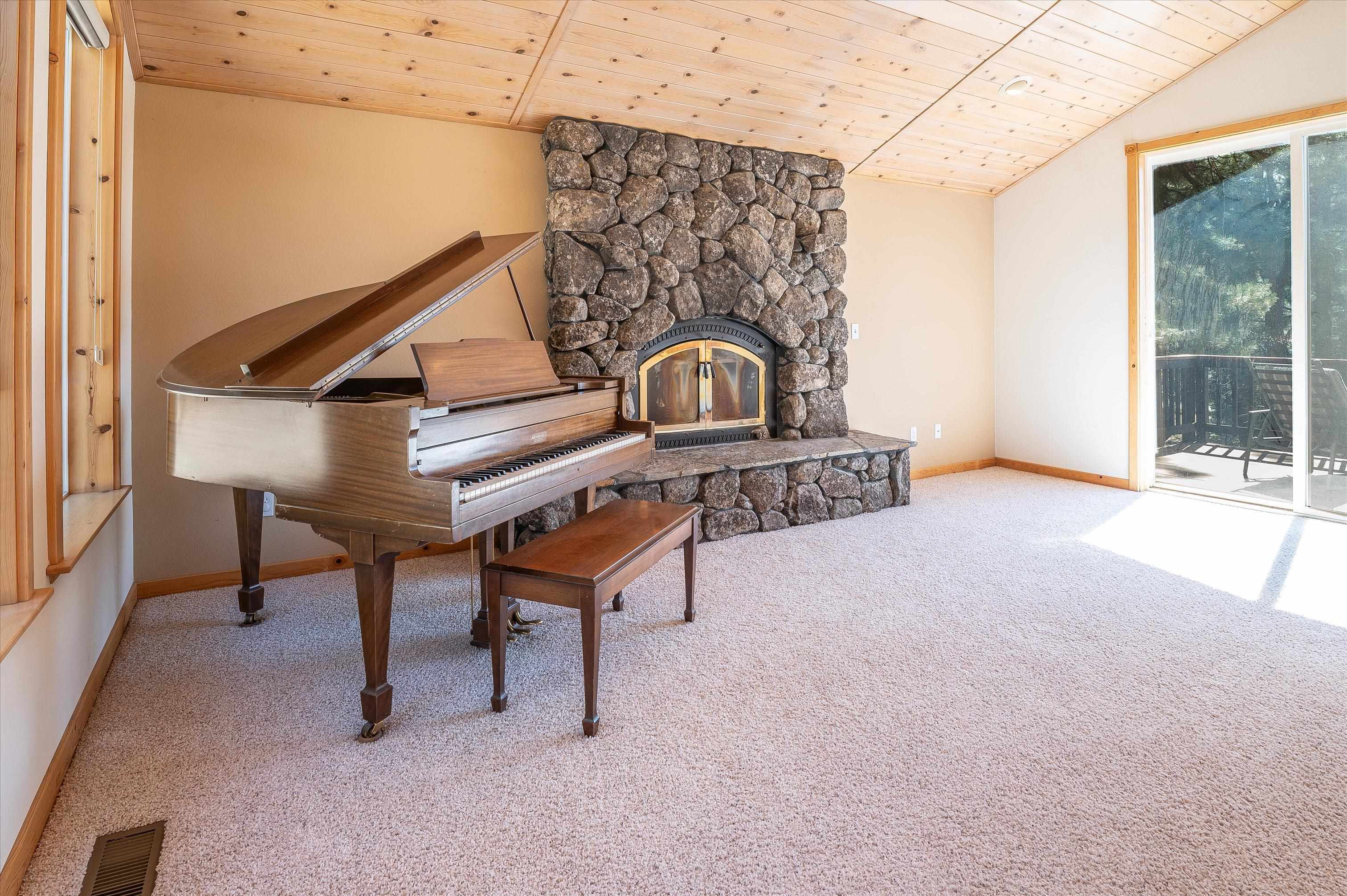 16095 Woodbridge Court Truckee CA 96161-1645 Sold Property