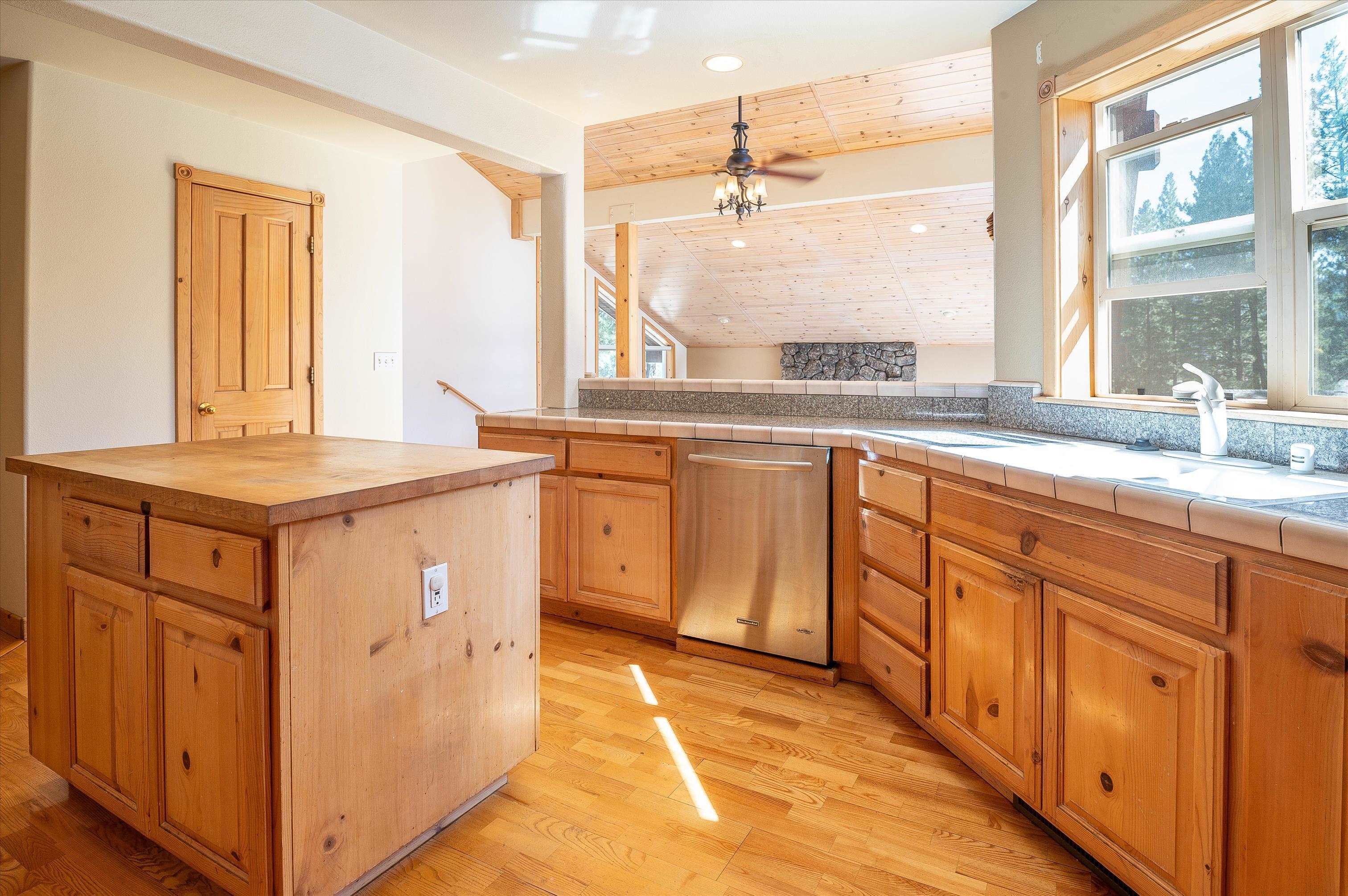 16095 Woodbridge Court Truckee CA 96161-1645 Sold Property