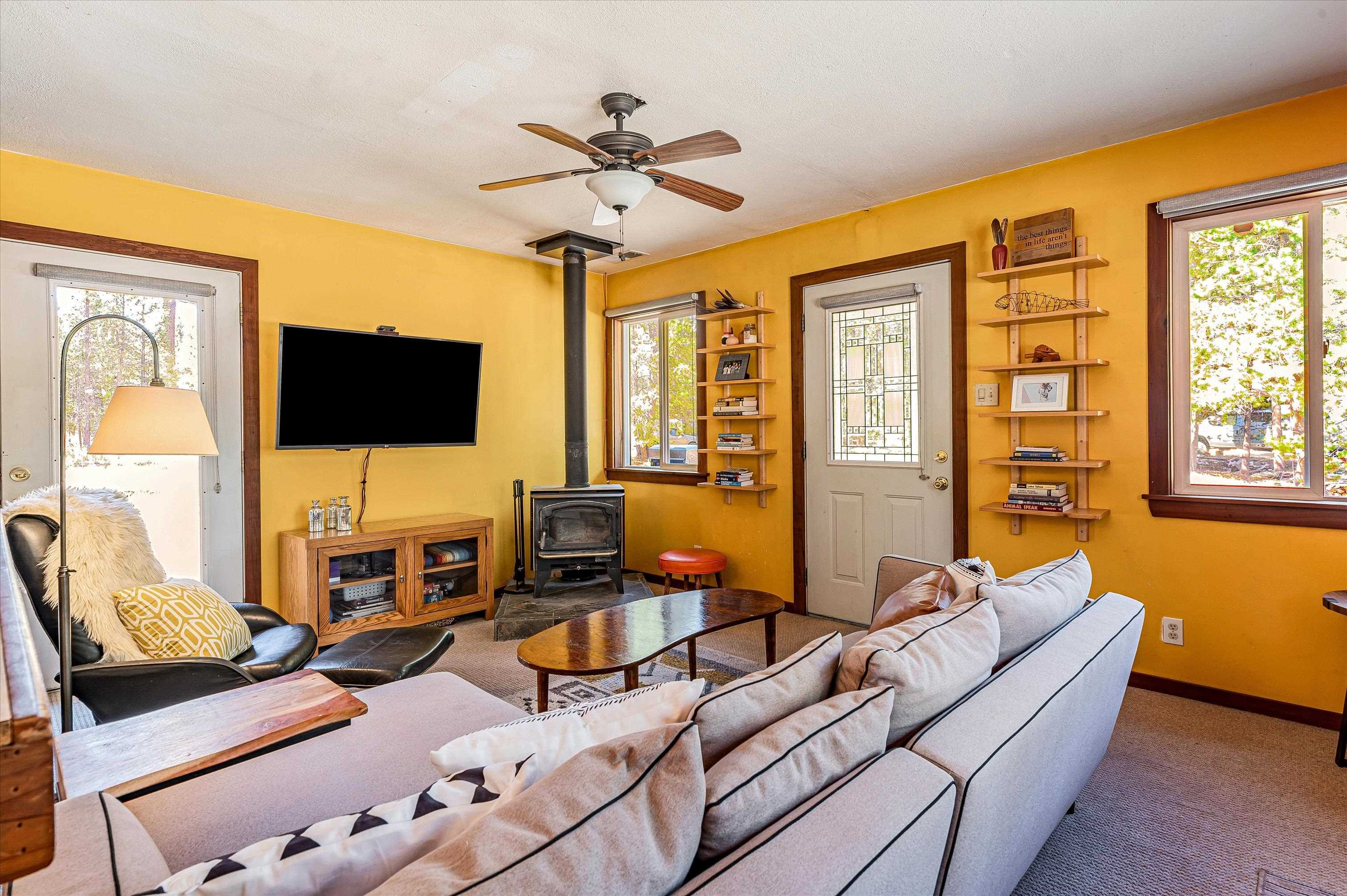 12095 Deerfield Drive Truckee CA 96161-0000 Sold Property