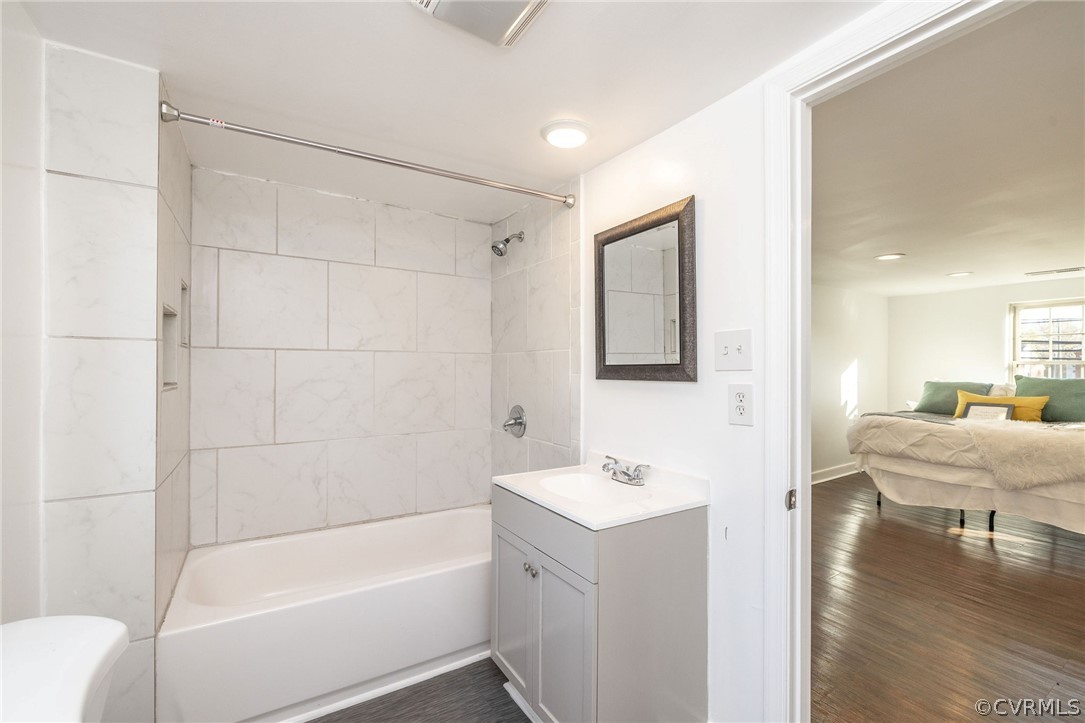 En-suite bathroom.