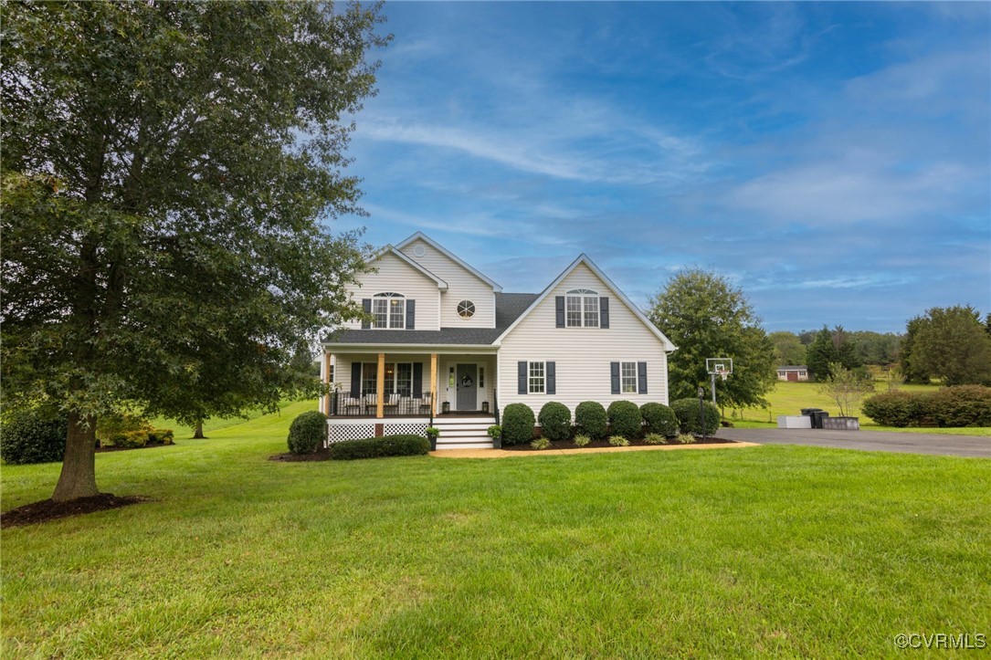 View of front of the house