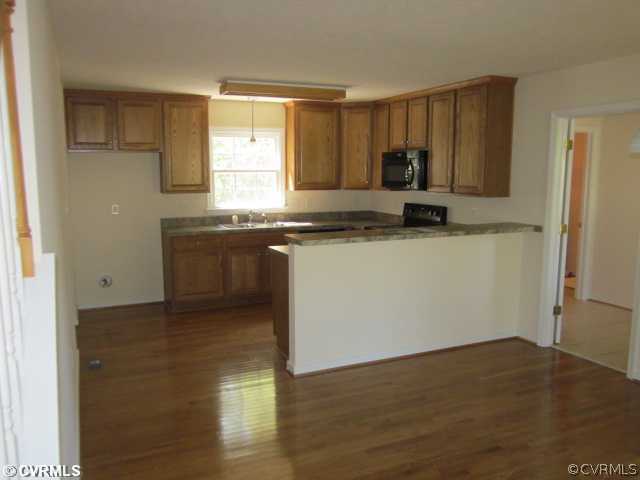 103 Mccauley Kitchen