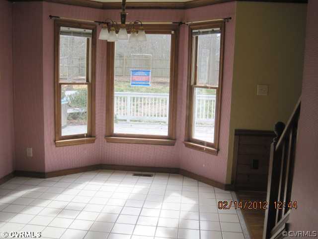 13725 War Admiral Drive Breakfast Nook