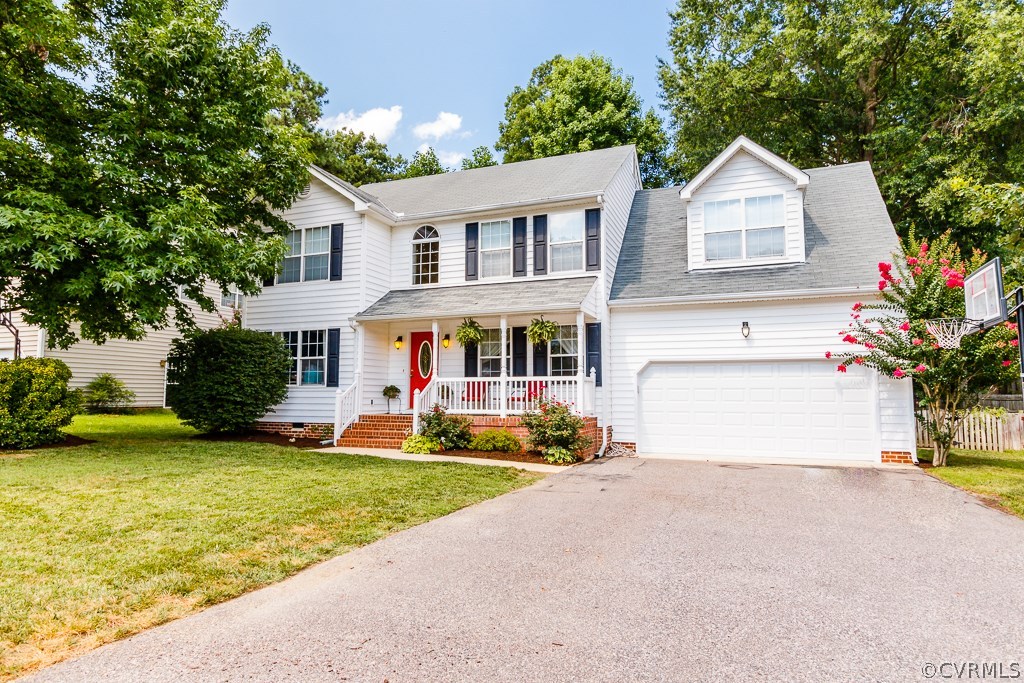 FRONT EXTERIOR W/ MAINTENANCE FREE VINYL SIDING, P