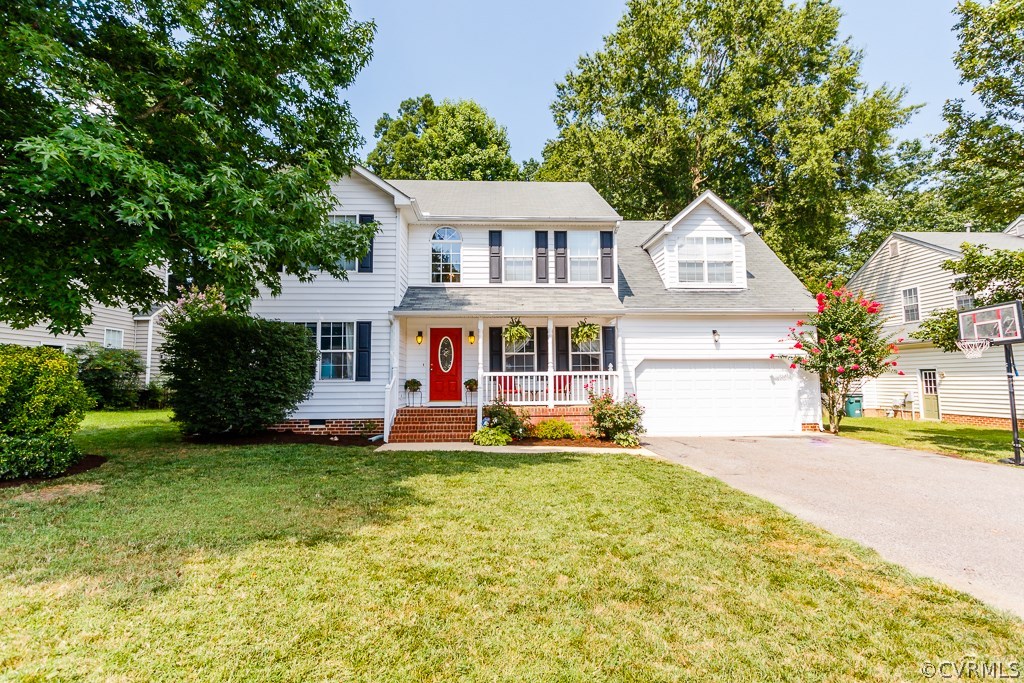 FRONT EXTERIOR W/ MAINTENANCE FREE VINYL SIDING, P