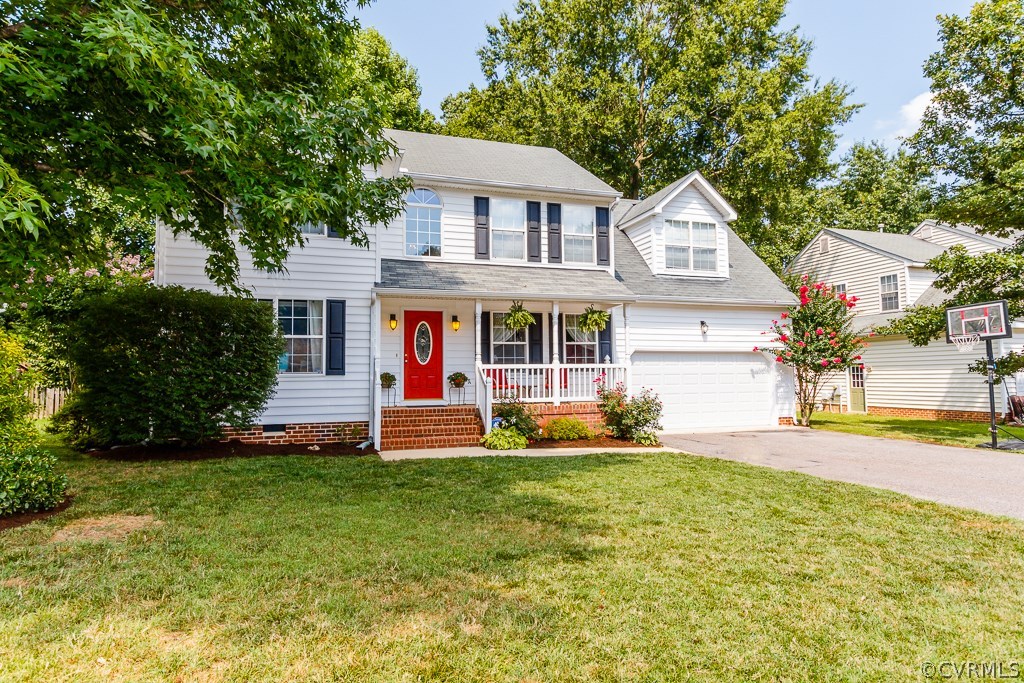 FRONT EXTERIOR W/ MAINTENANCE FREE VINYL SIDING, P