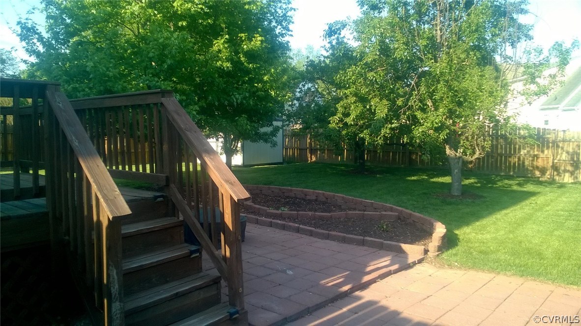 Park like fenced in back yard!
