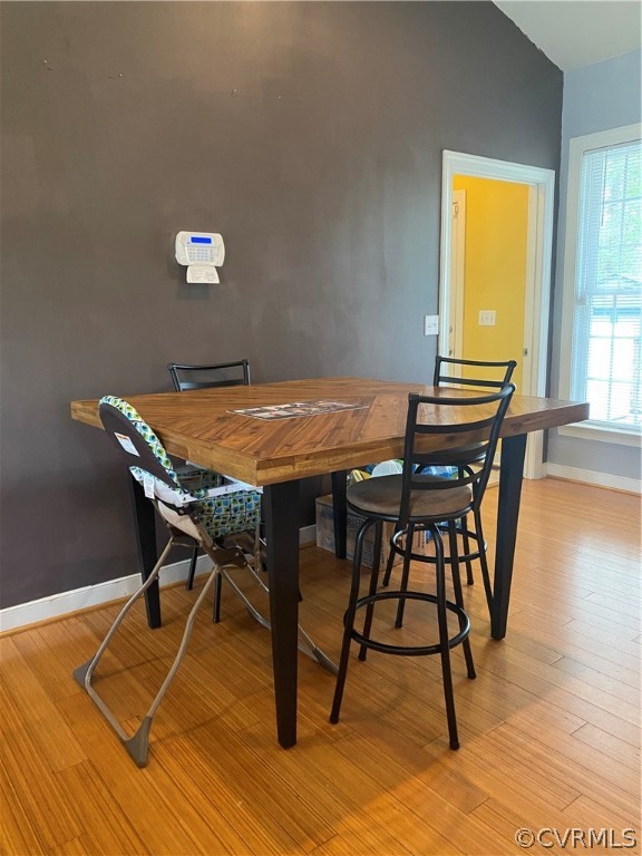 Kitchen dining