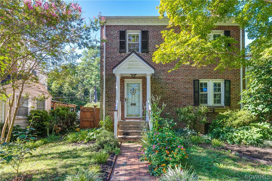 Welcome to 4210 Hillcrest Road!