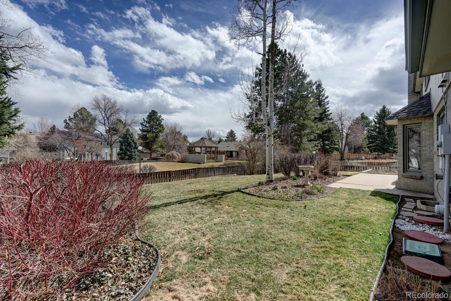 9704 Maplewood, Englewood CO 80111 Sold Property