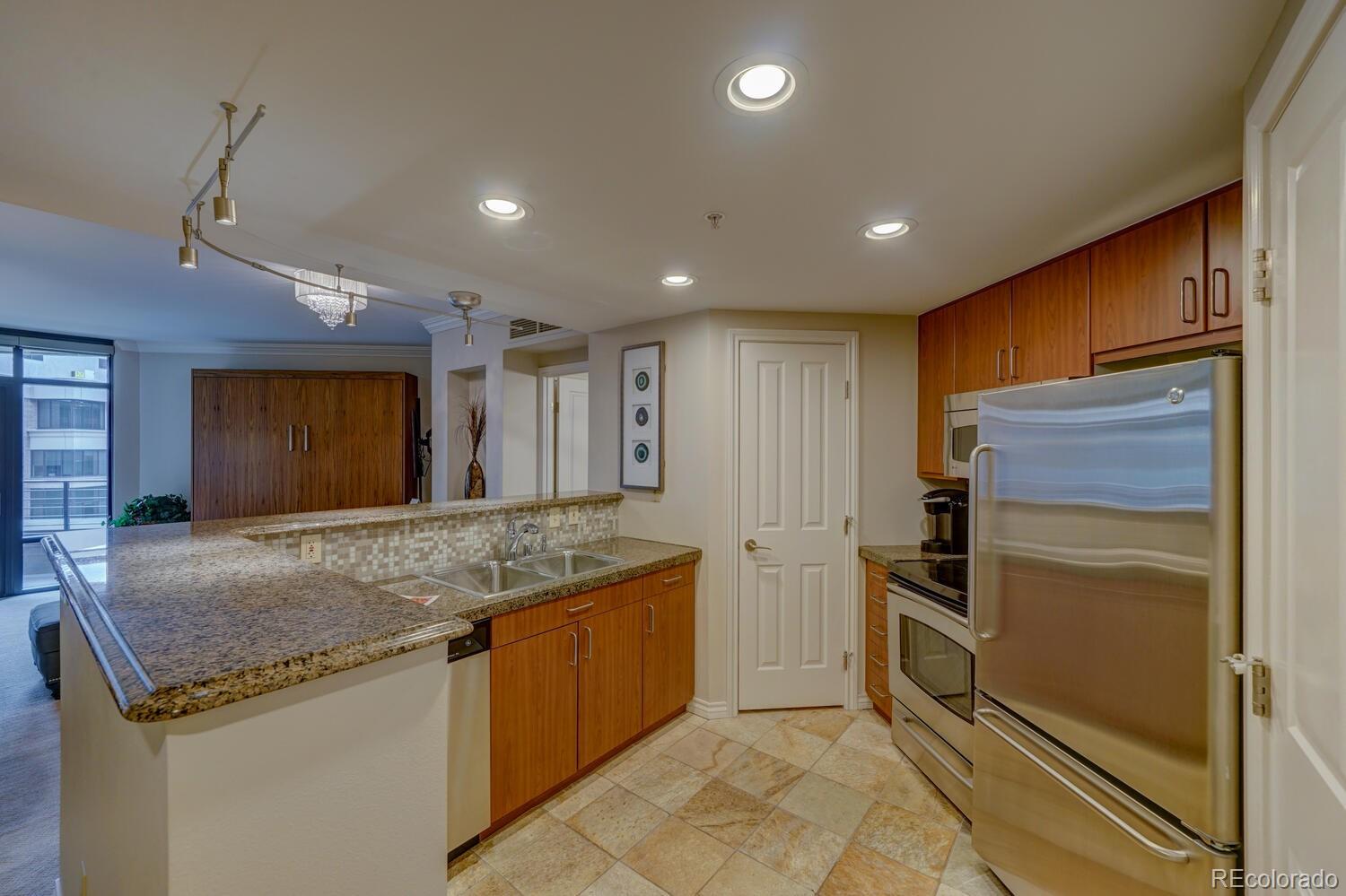 8100 Union UNIT 902, Denver CO 80237 Sold Property