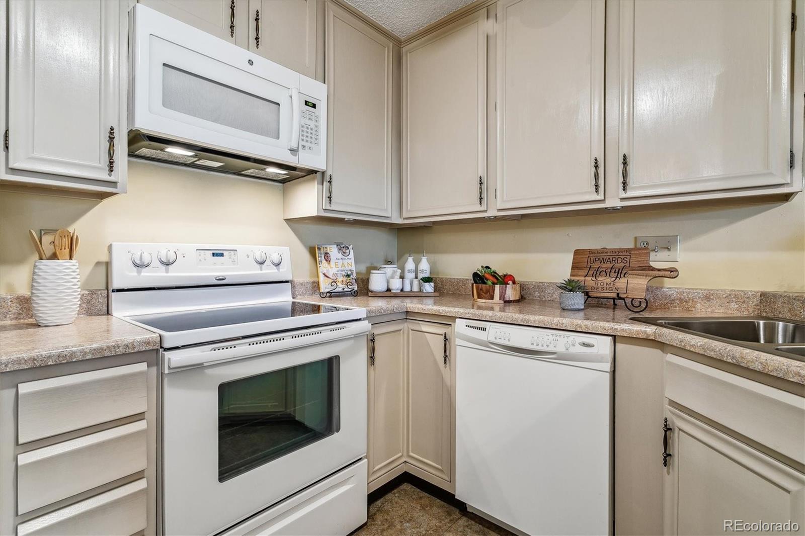 3465 Poplar UNIT 309, Denver CO 80224 Sold Property