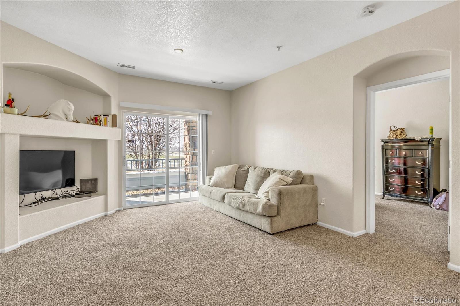 5255 Memphis UNIT 303, Denver CO 80239 Sold Property