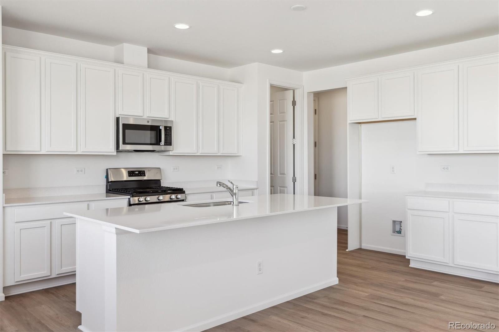 6645 Nepal Aurora Sold Property