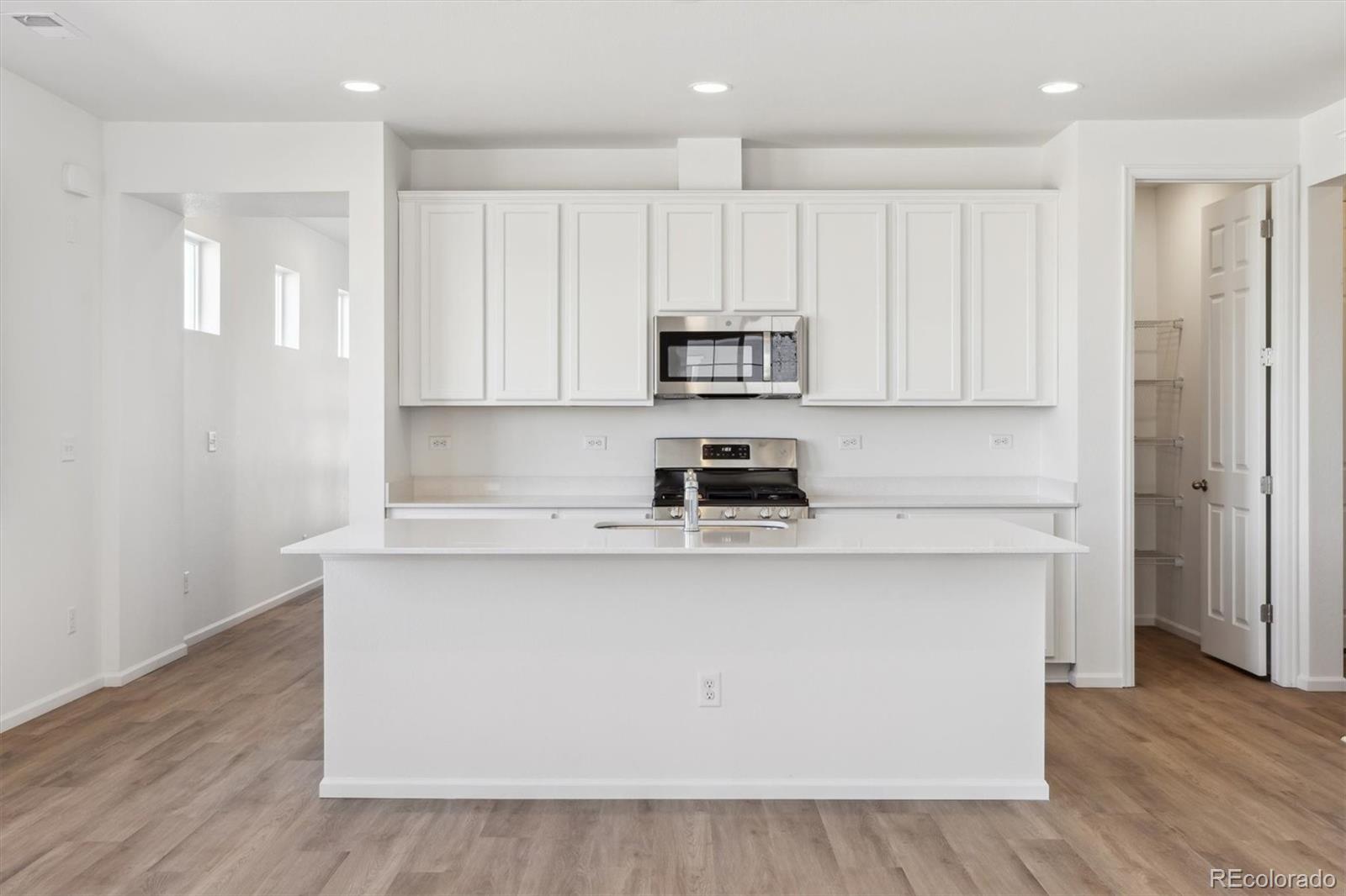 6645 Nepal Aurora Sold Property