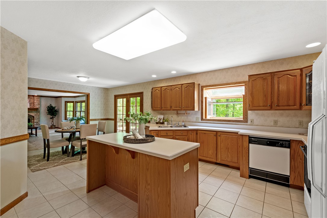 203 Oak Leaf Drive Sold Property