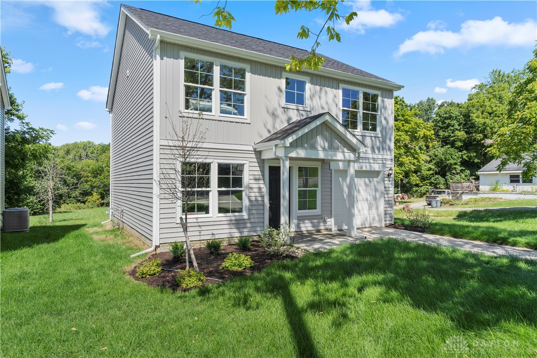 1767 Magnolia Boulevard Sold Property