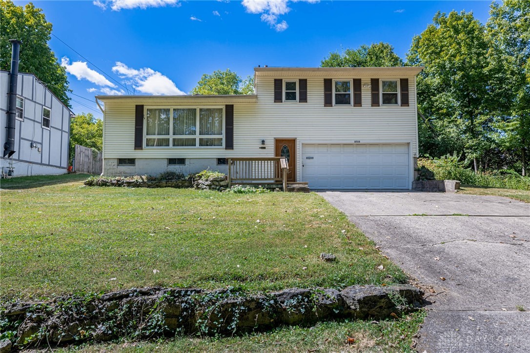 3233 Idylwilde Boulevard Sold Property