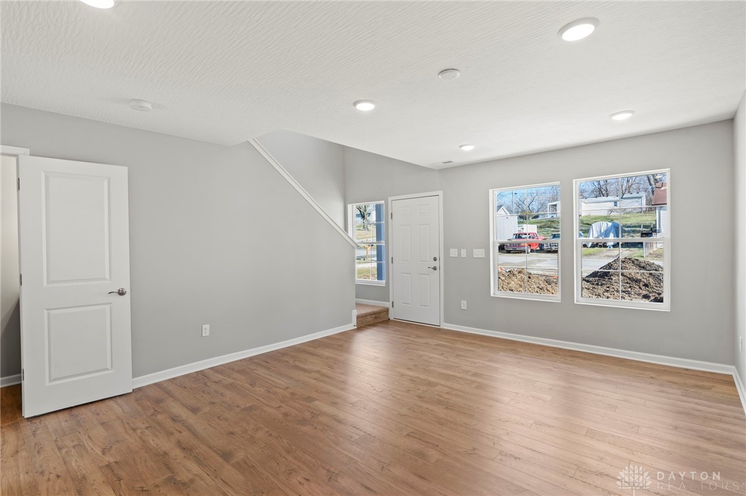 1761 Magnolia Boulevard Sold Property