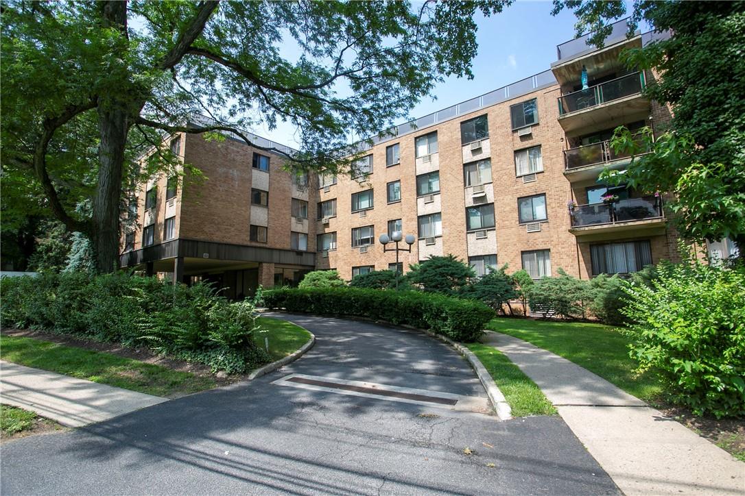1101 Midland UNIT 120 Bronxville Ny 10708 Front of Structure