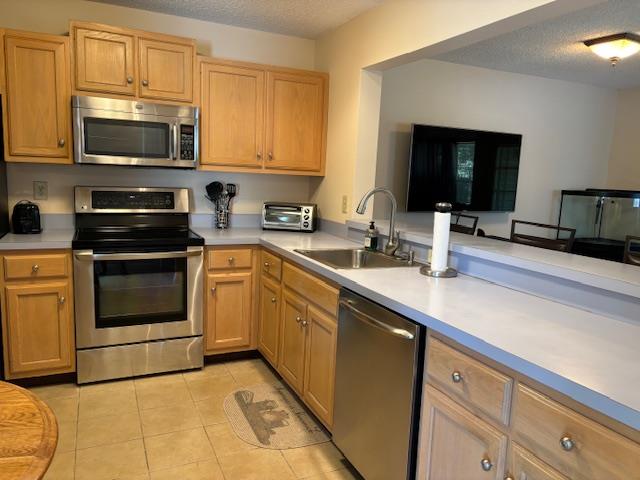 223 Crestwood Fishkill Ny 12524 Kitchen