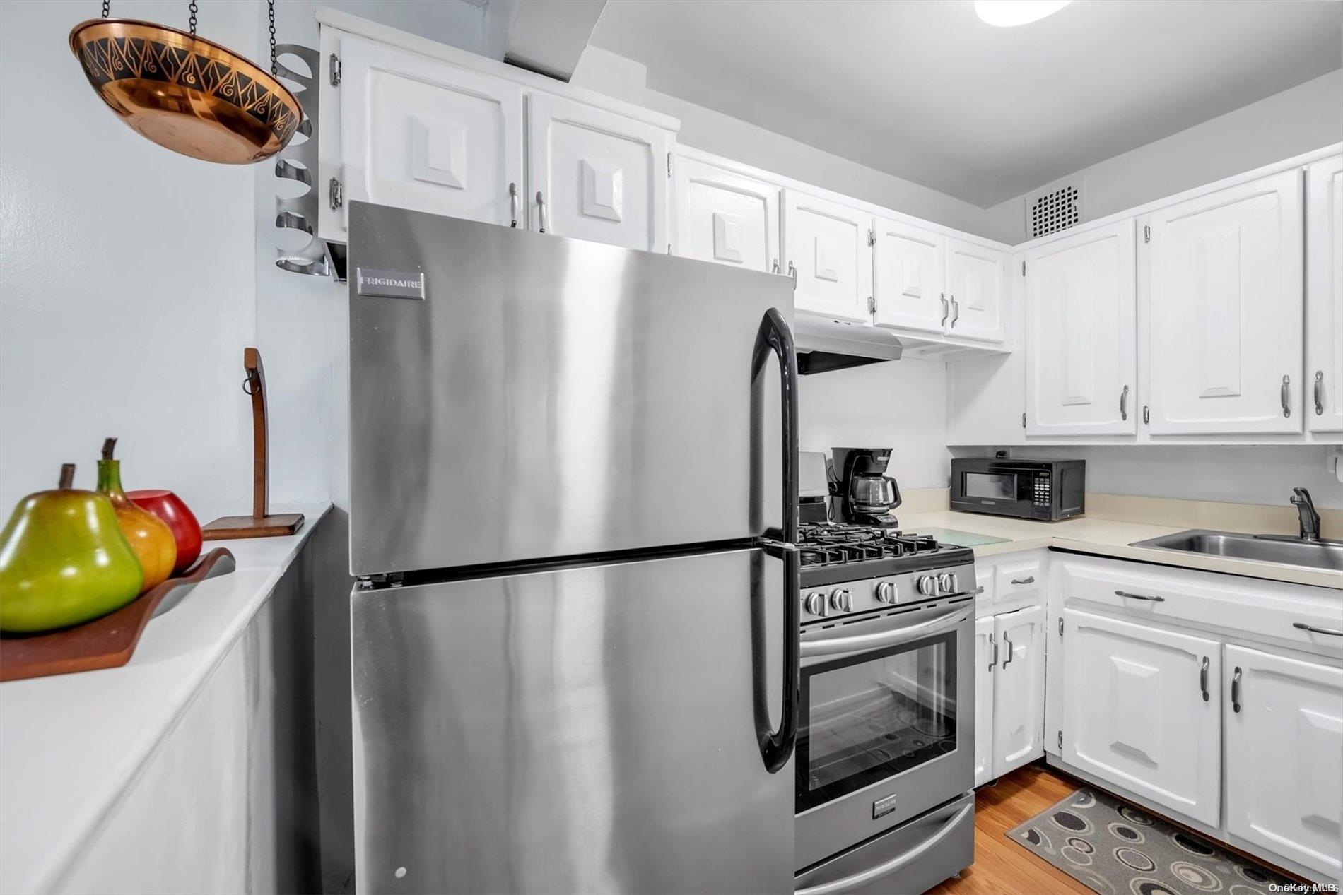 68-20 Selfridge Street UNIT 3n New York Ny Sold Property