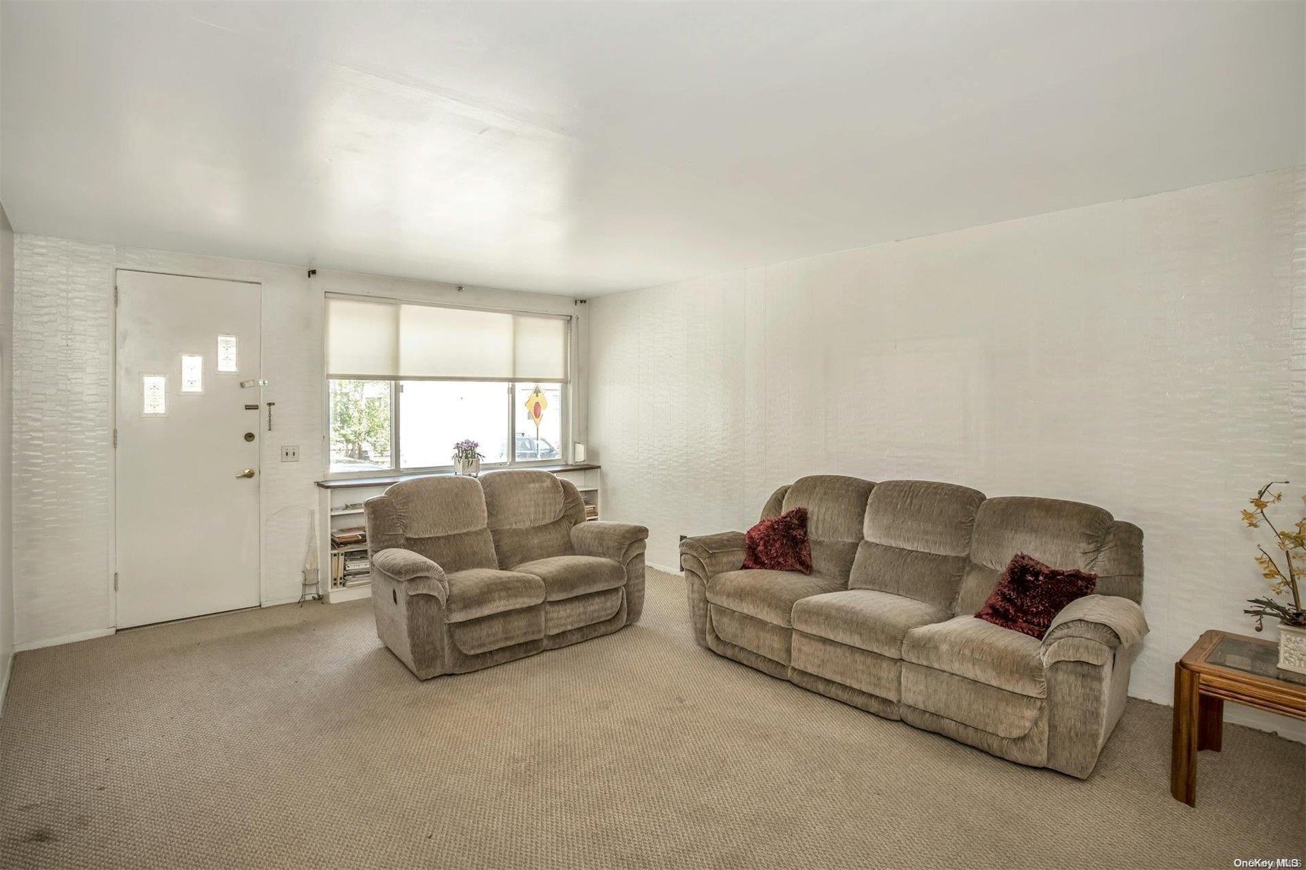 69-10 69th Glendale Ny 11385 Sold Property