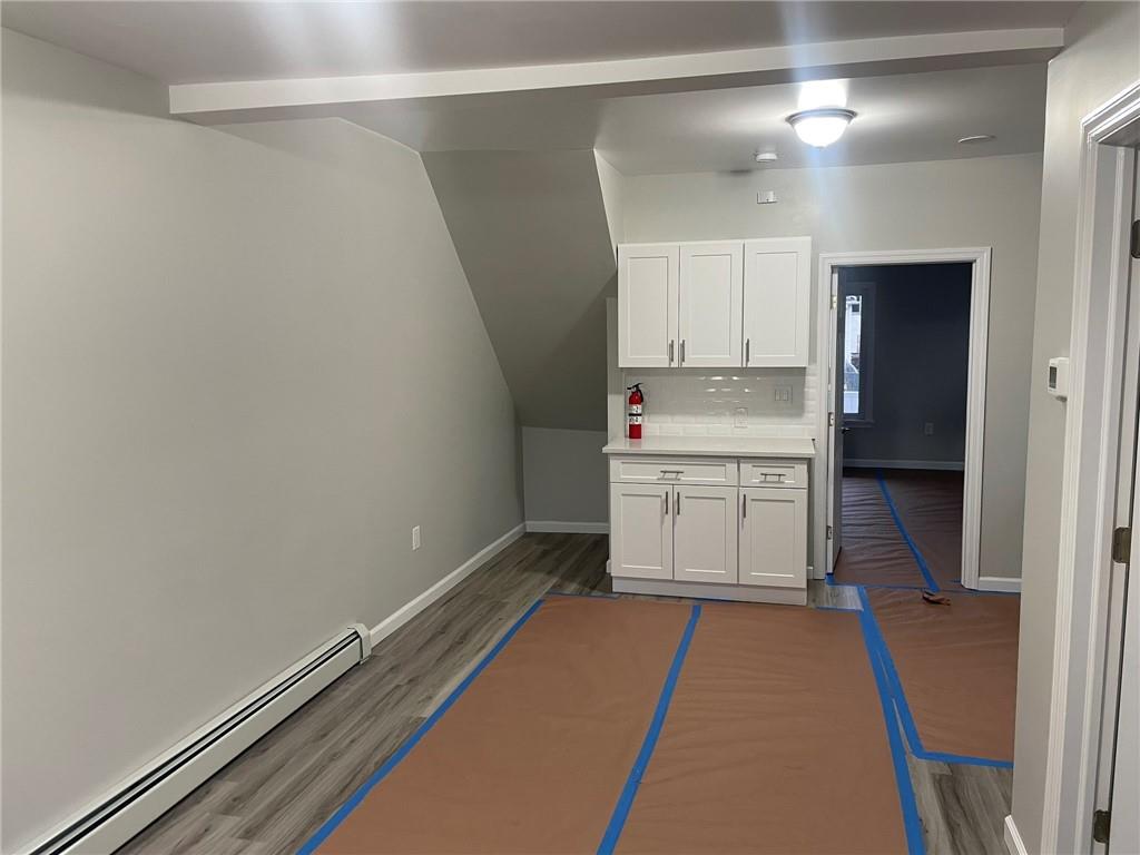 25 Monroe UNIT 1 Mount Vernon Living Room