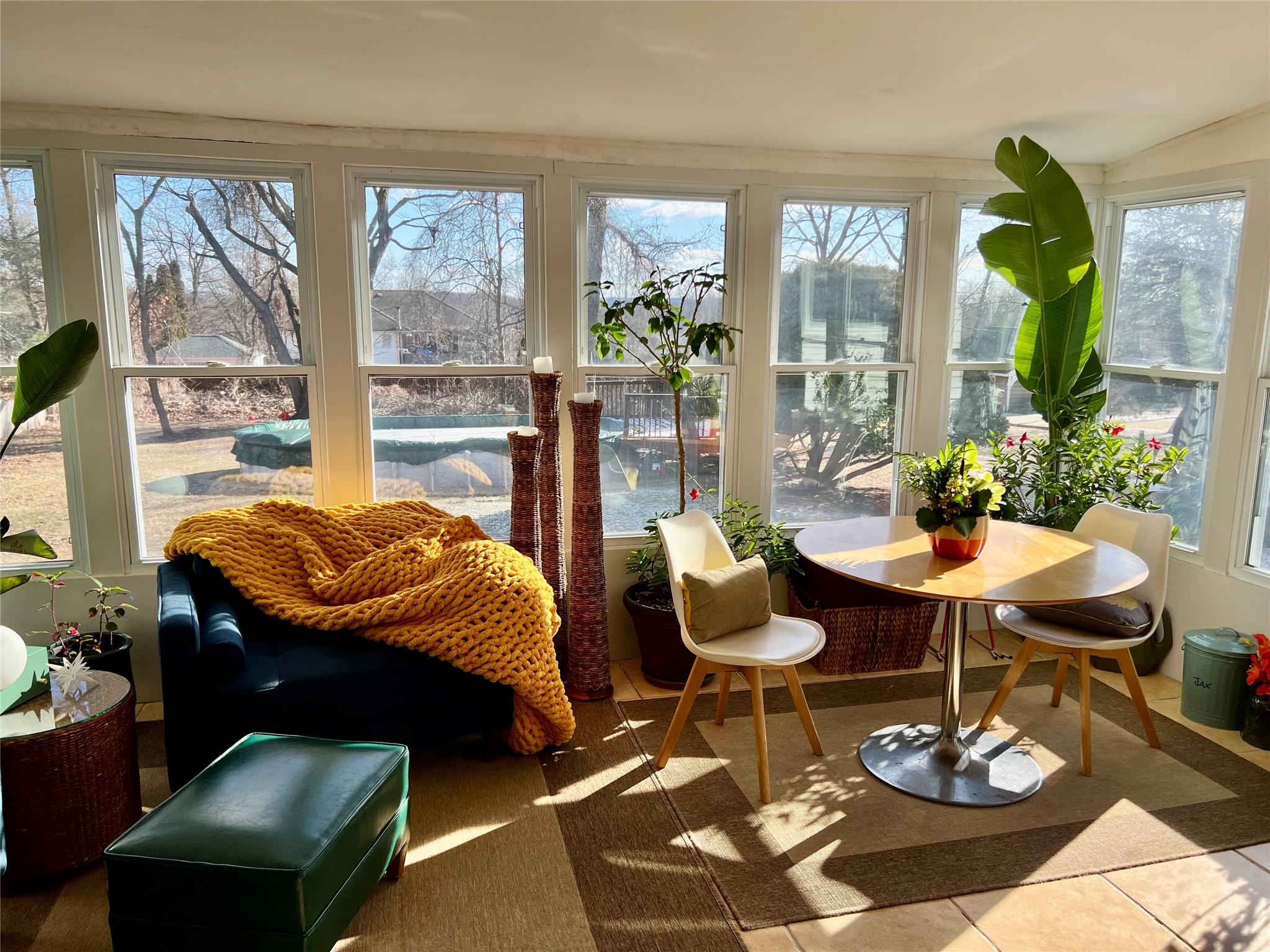 82 Overlook Drive Mahopac Ny 10541 Sun Room