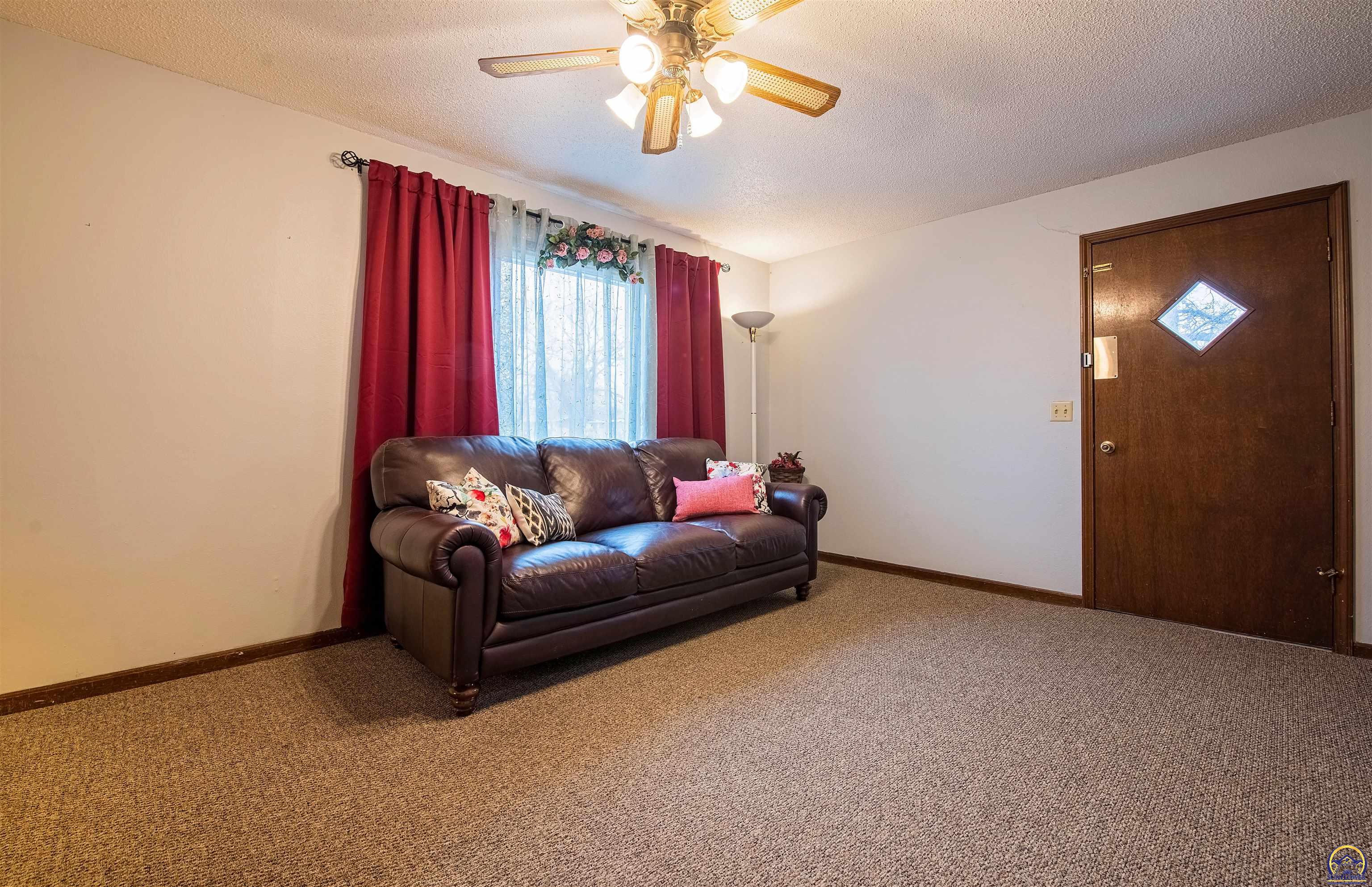 1203 Laing ST Sold Property