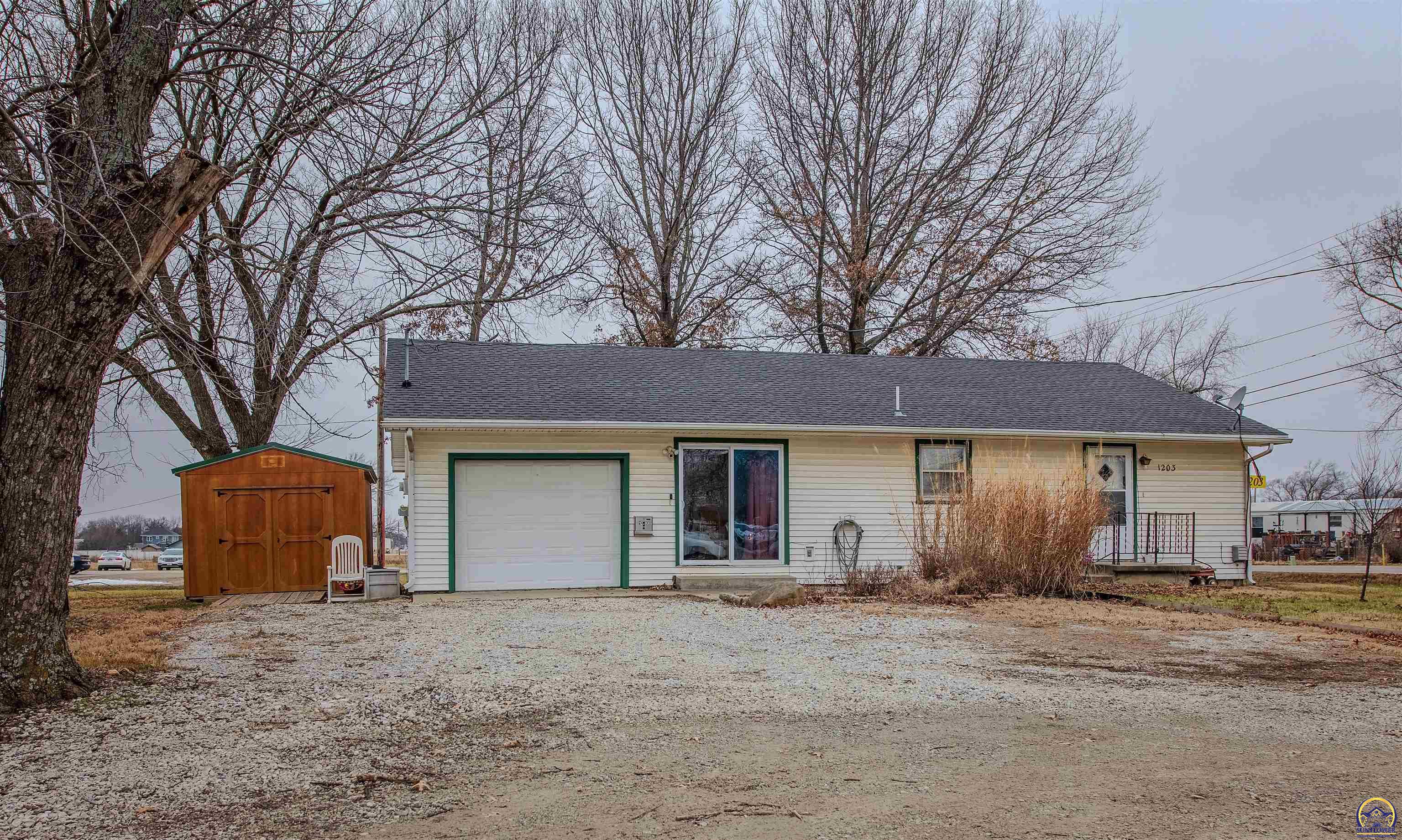 1203 Laing ST Sold Property