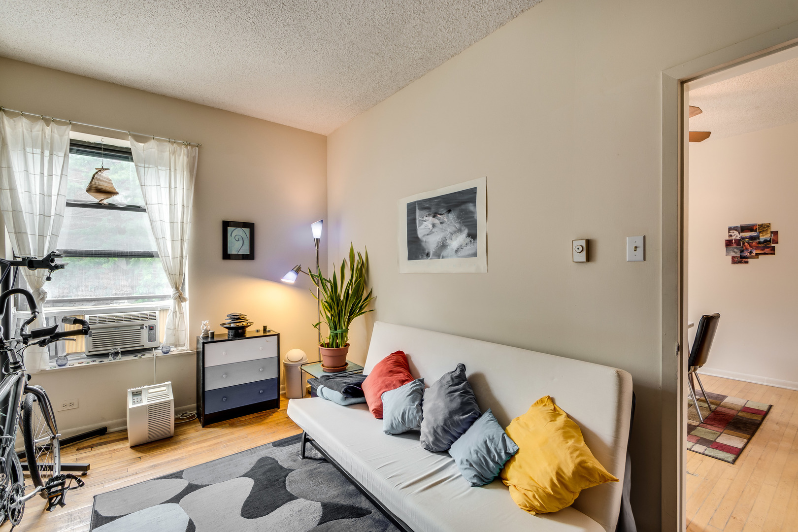 5345 Ellis UNIT H2, Chicago IL 60615 Sold Property