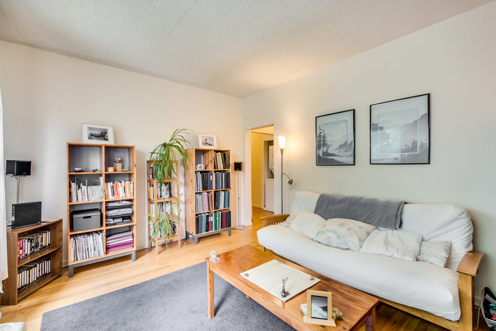 5345 Ellis UNIT H2, Chicago IL 60615 Sold Property