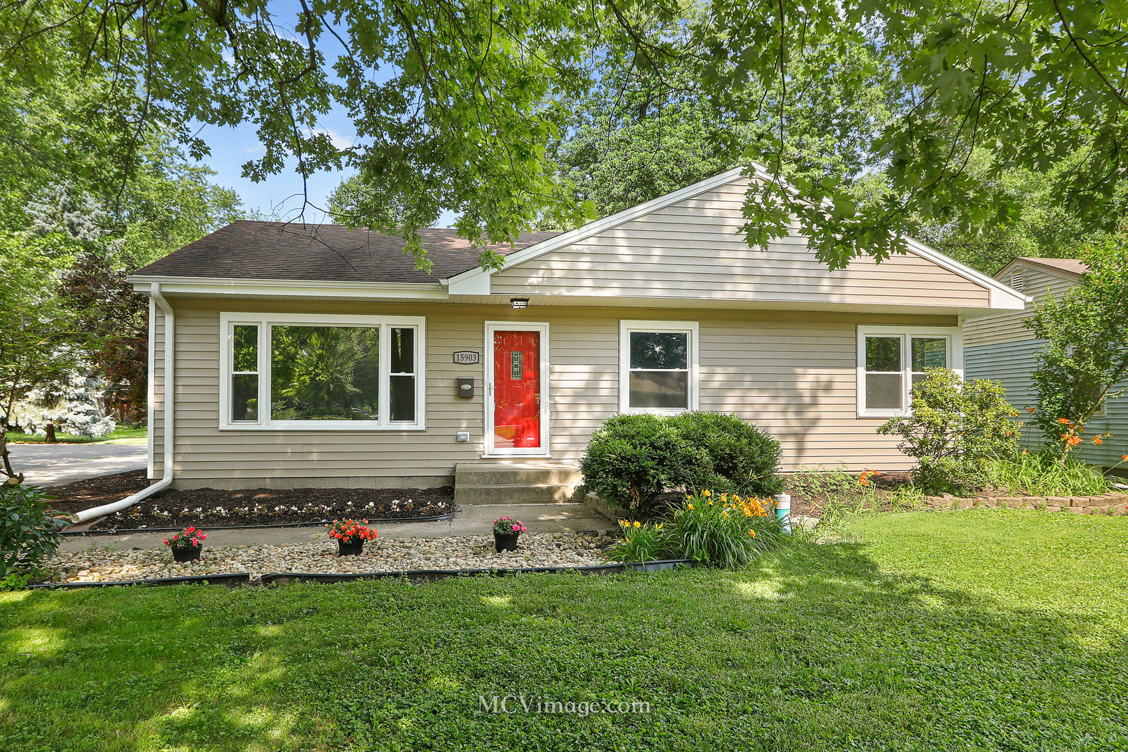 15903 School, South Holland IL 60473 Sold Property