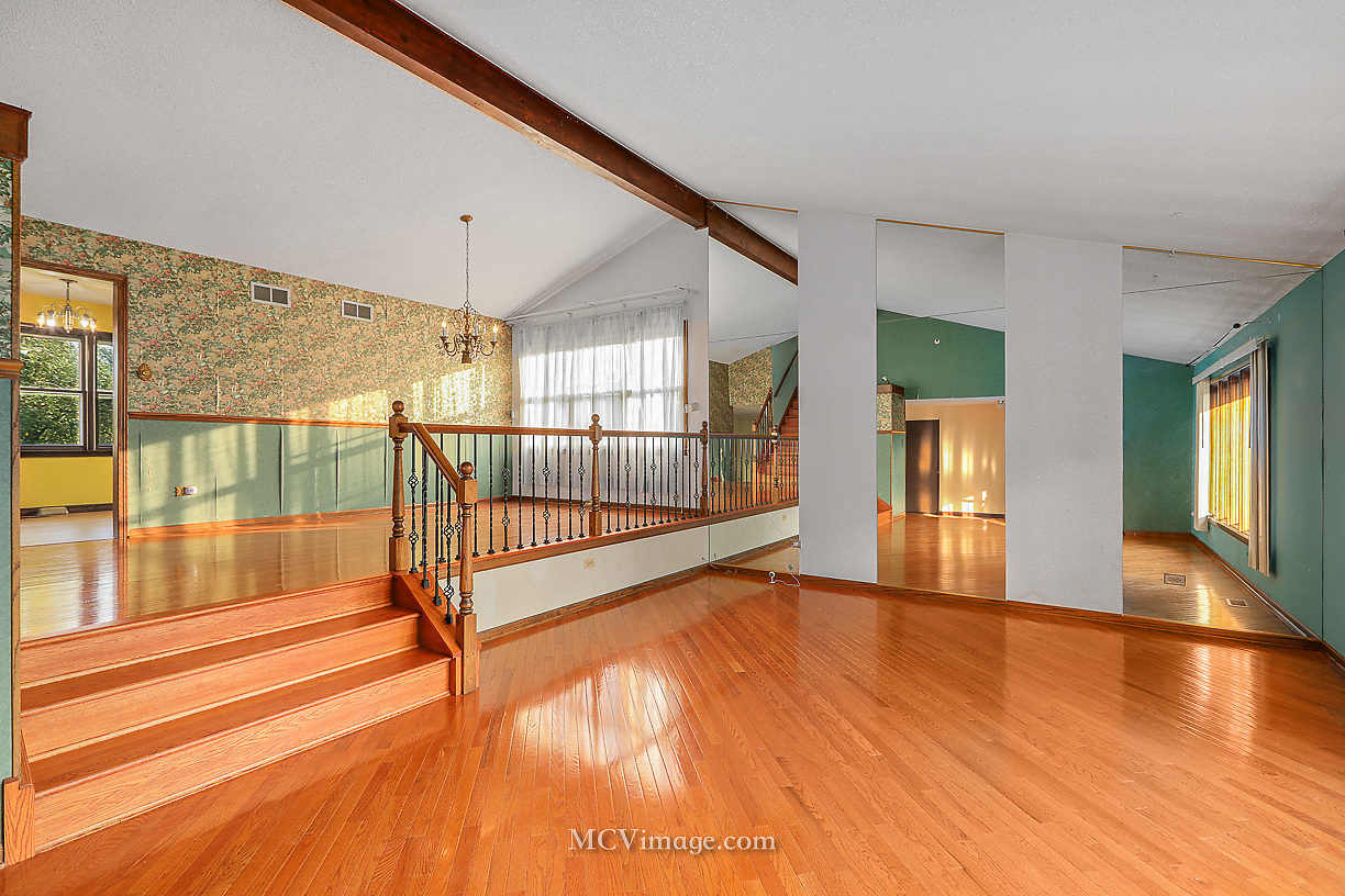8521 Interlochen, Palos Hills IL 60465 Sold Property