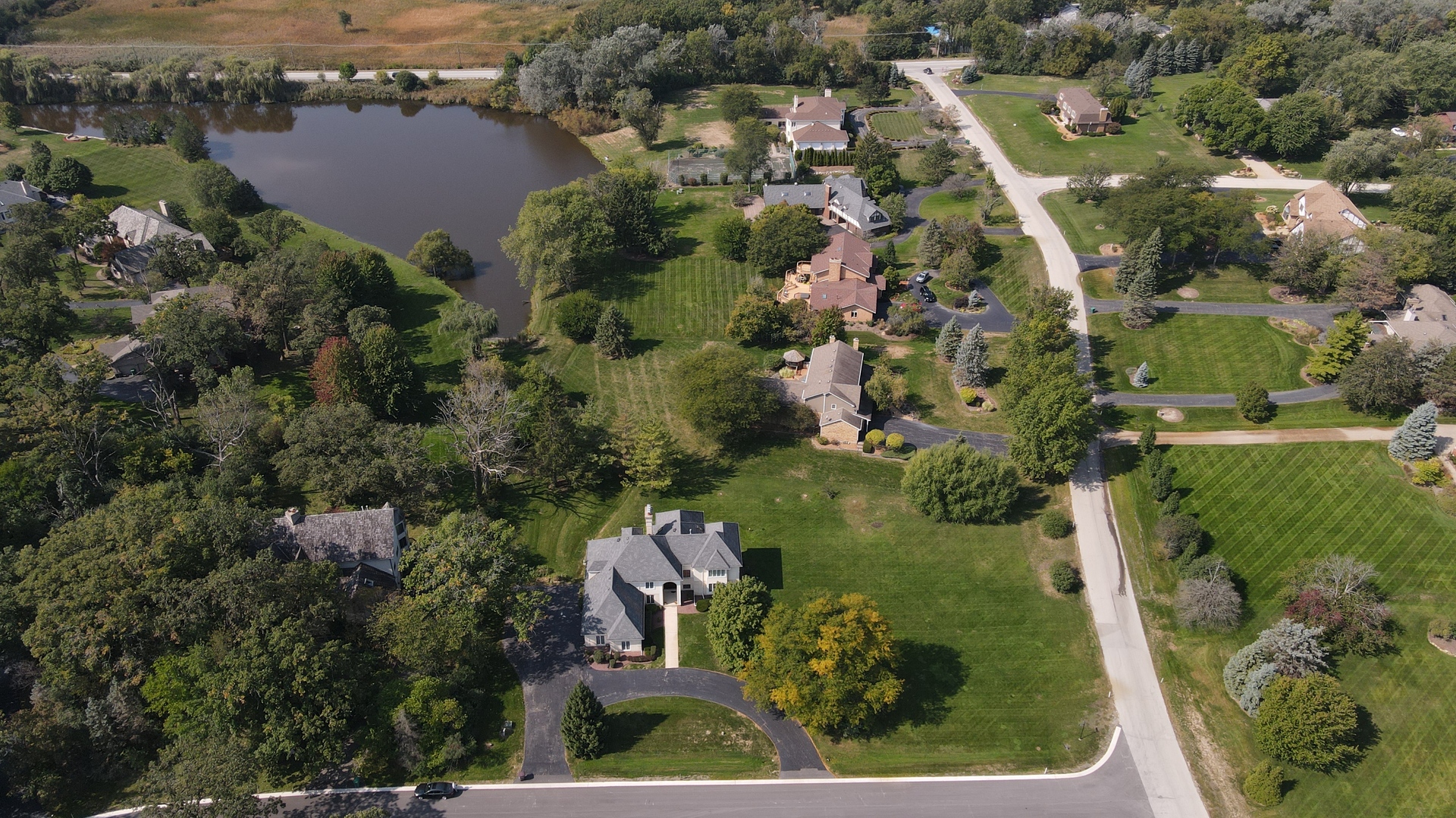 1 Equestrian, Lemont IL 60439 Sold Property