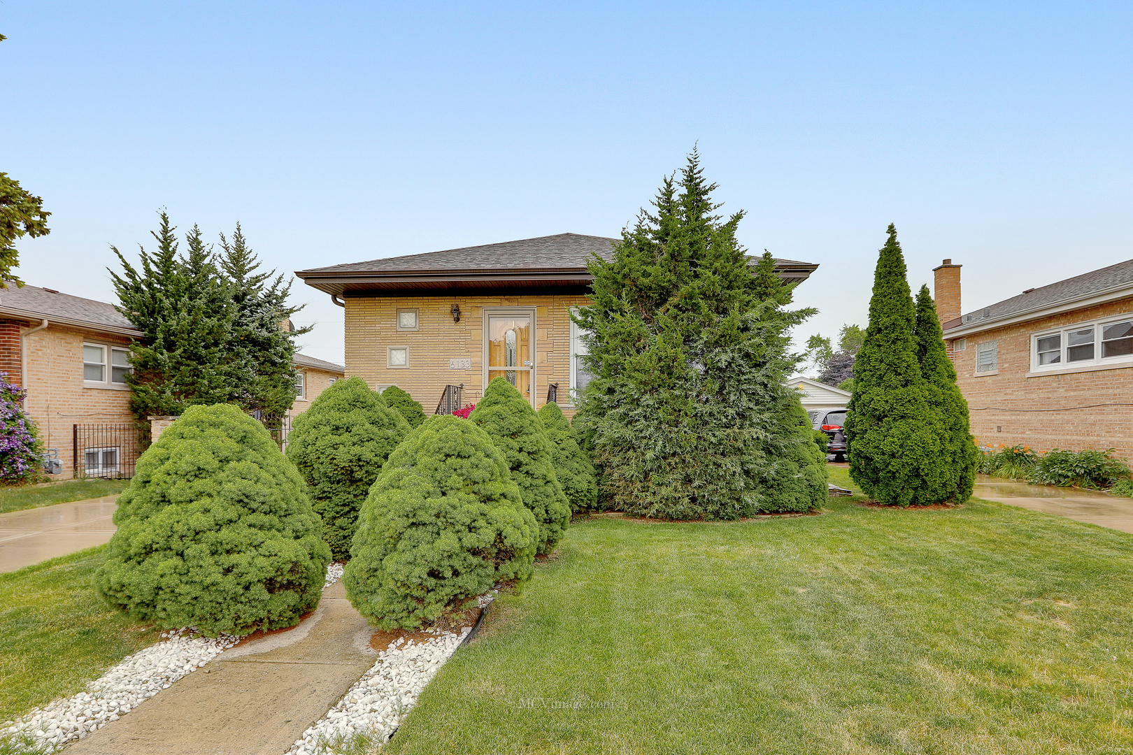 6133 80th, Burbank IL 60459 Sold Property