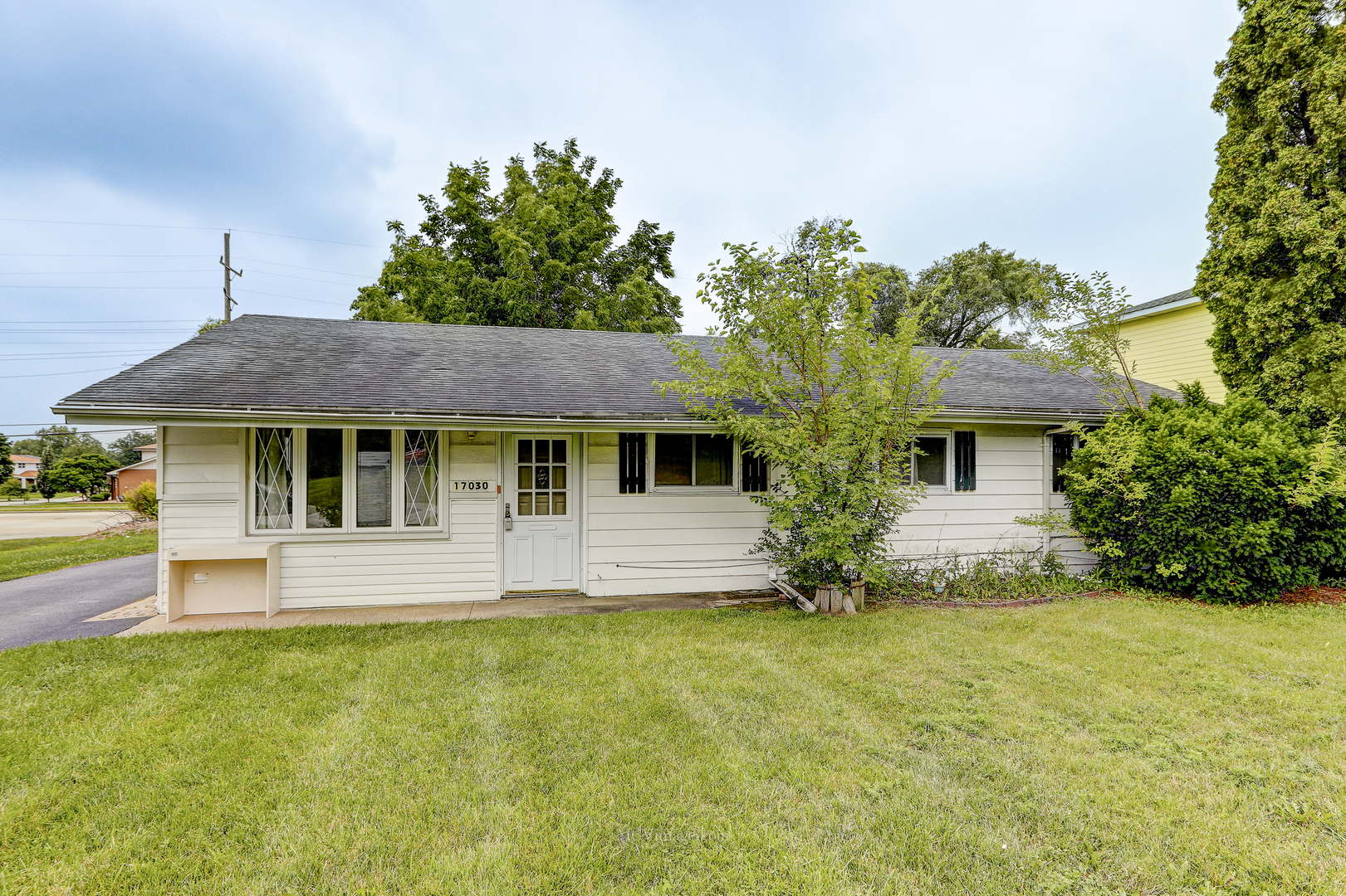17030 Robinhood, Orland Park IL 60462 Sold Property