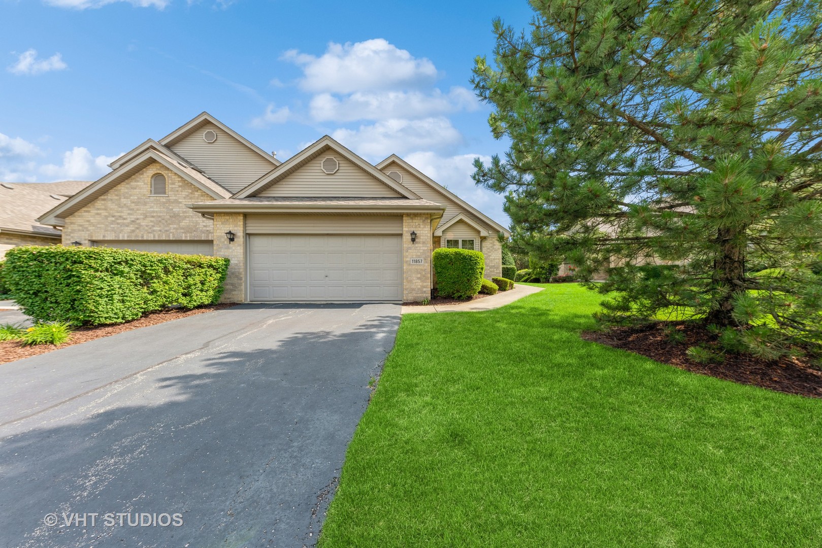 11857 Somerset, Orland Park IL 60467 Sold Property