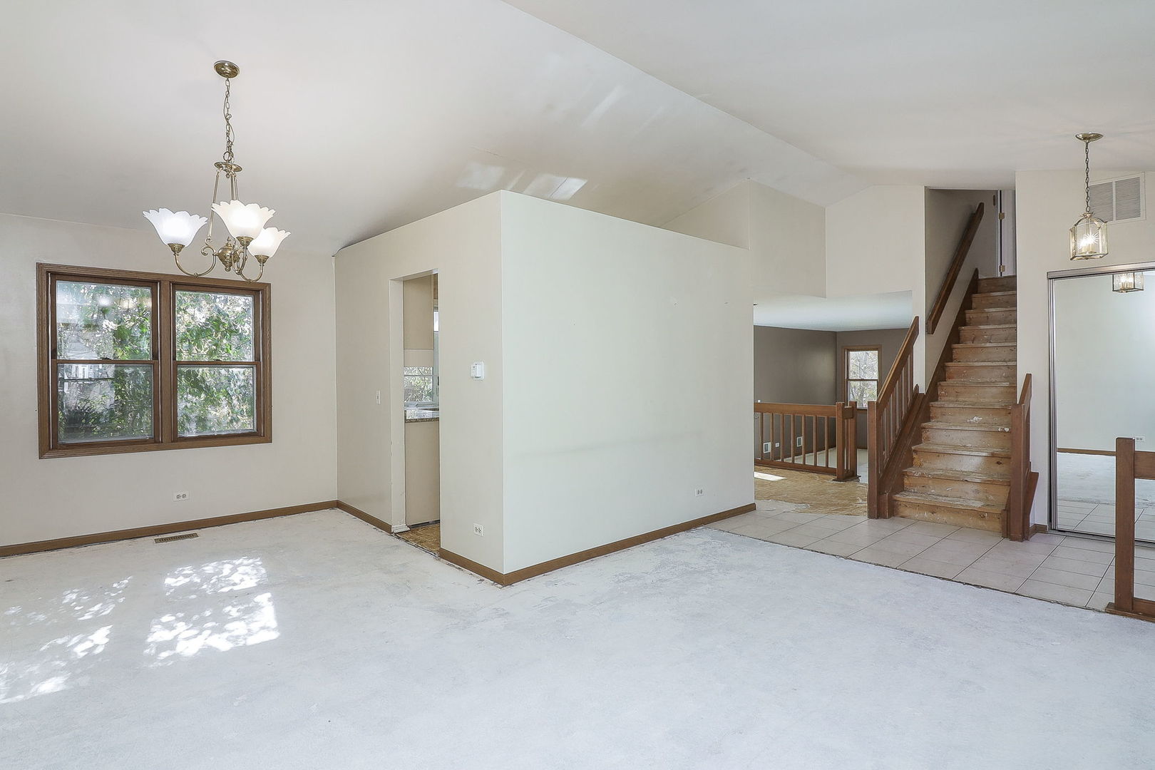 27W125 CHESTNUT, Winfield IL 60190 Sold Property